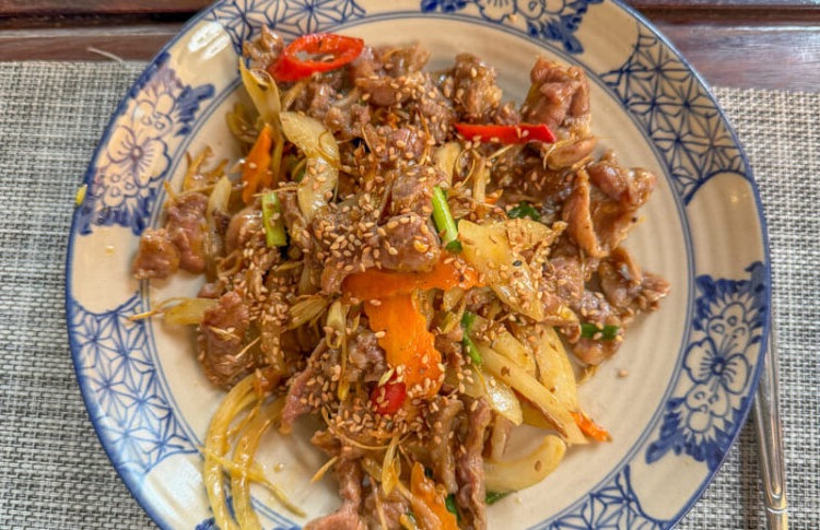 Carne de cabra en los restaurantes donde comer en Tam Coc