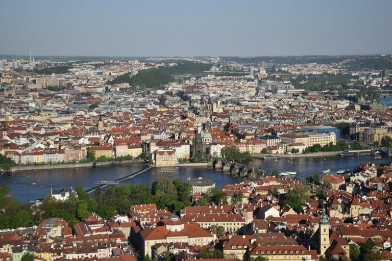 Praga desde el Monte Petrin